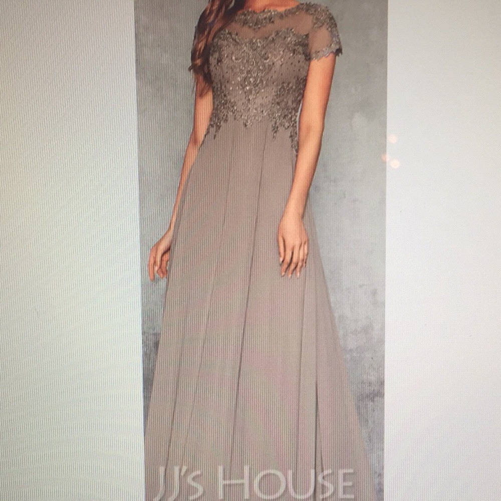 NEW W/TAGS Chiffon Evening/MOB/MOG Dress